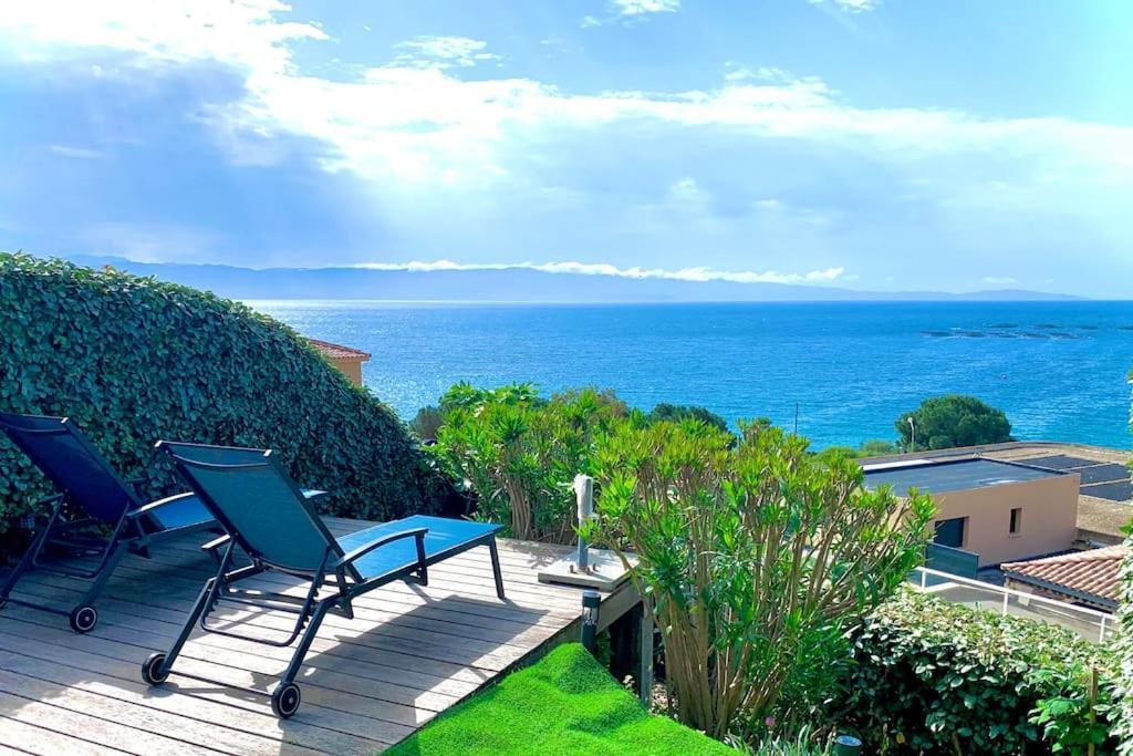 Ajaccio Maison Bord De Mer Dans Residence Avec Piscine Екстер'єр фото