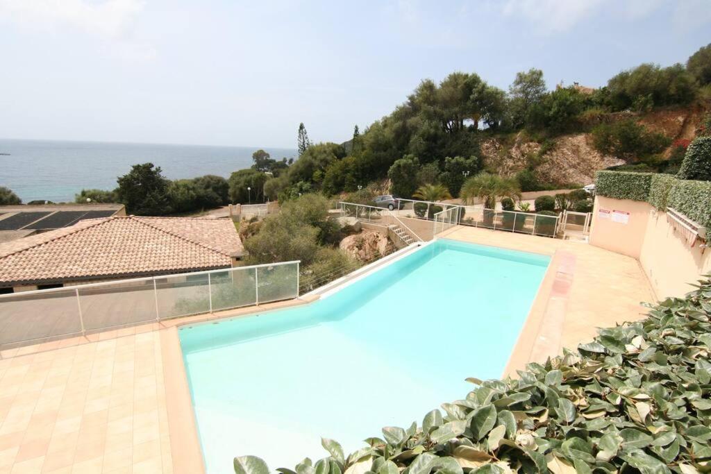 Ajaccio Maison Bord De Mer Dans Residence Avec Piscine Екстер'єр фото