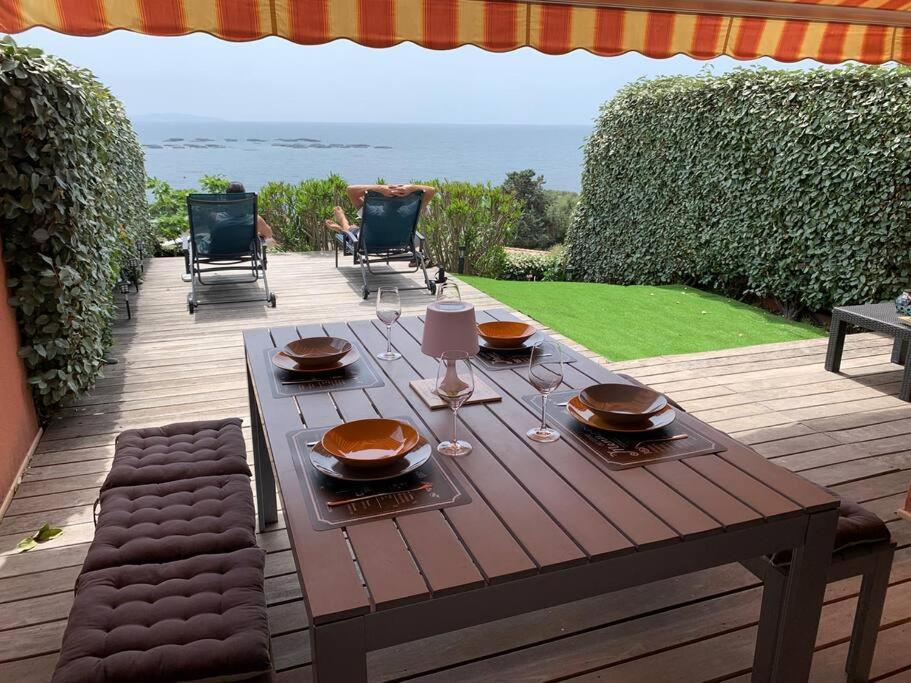 Ajaccio Maison Bord De Mer Dans Residence Avec Piscine Екстер'єр фото